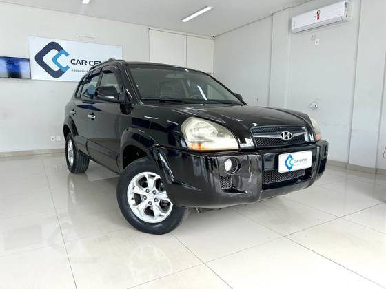HYUNDAI TUCSON 2.0 MPFI GLS 16V 143CV 2WD FLEX 4P AUTOMÁTICO HYUNDAI TUCSON 2.0 MPFI GLS 16V 143CV 2WD FLEX 4P AUTOMÁTICO